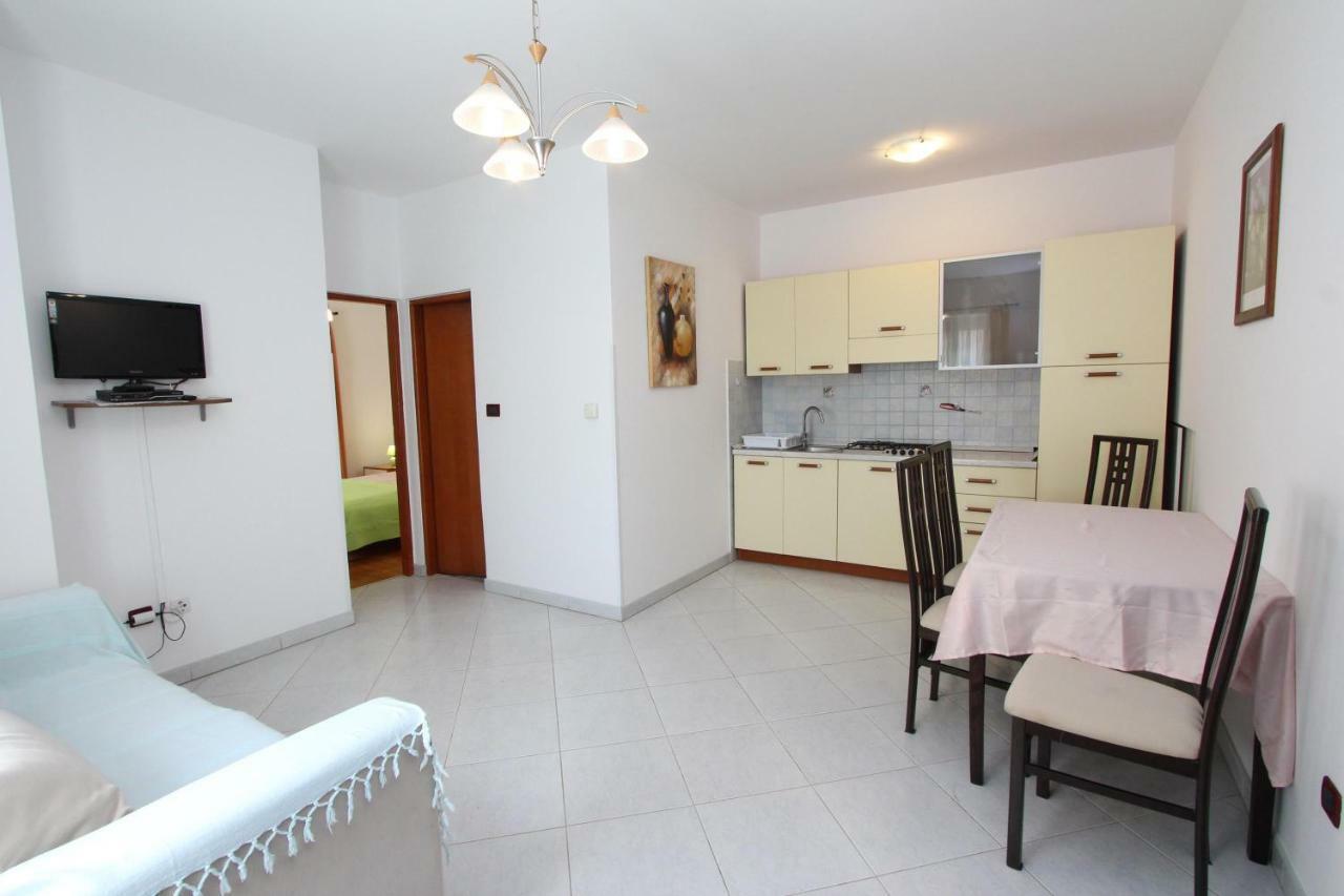 Apartments Villa Mara Rovinj Extérieur photo