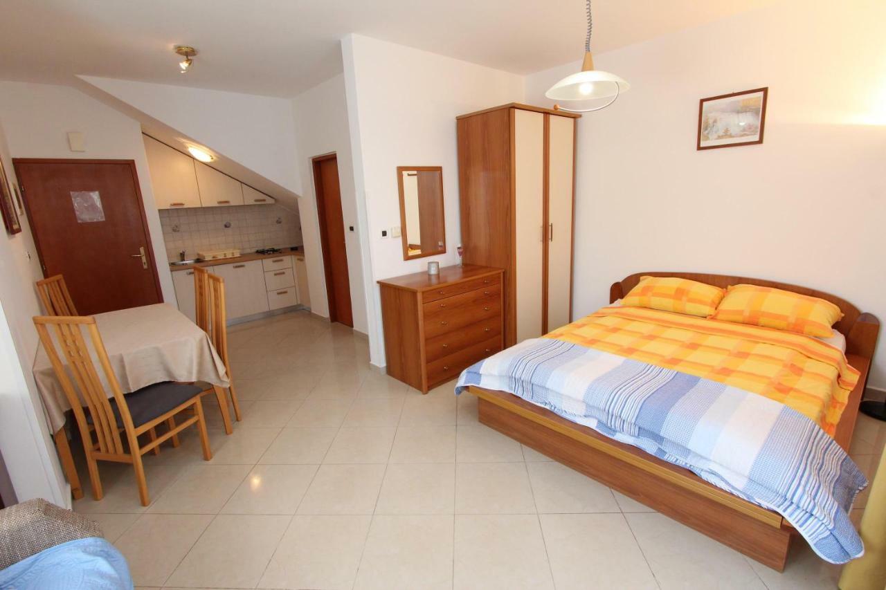 Apartments Villa Mara Rovinj Extérieur photo