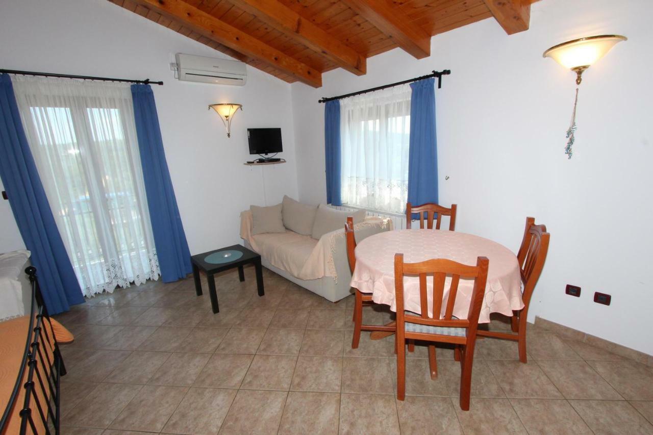 Apartments Villa Mara Rovinj Extérieur photo