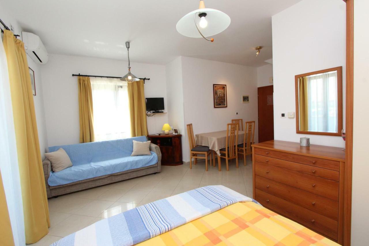 Apartments Villa Mara Rovinj Extérieur photo
